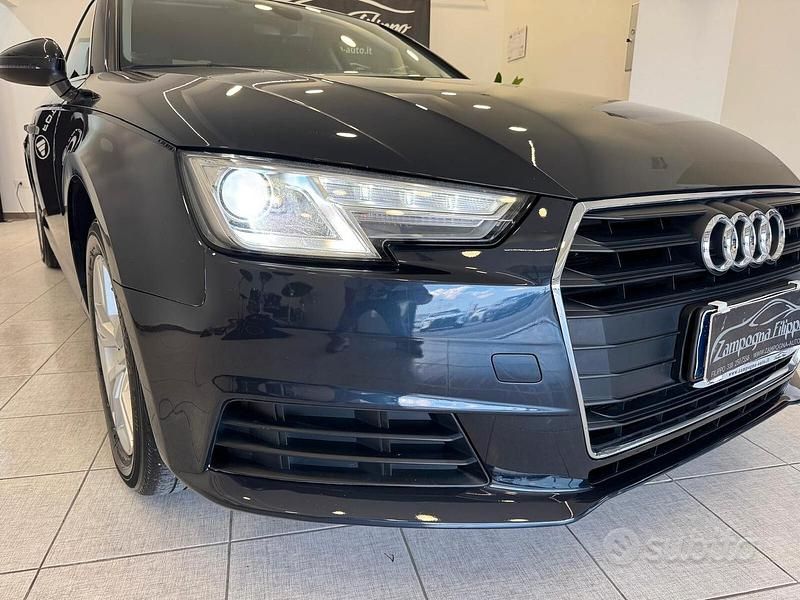Usata Audi A4 150 CV (110 kW) 2016 Blu Berlina