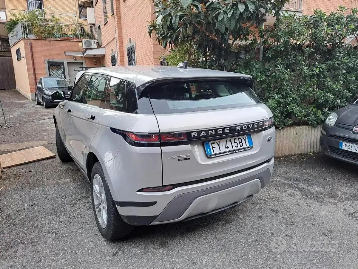 Usata Land Rover Range Rover evoque 300 CV (220 kW) 2019 Grigio SUV