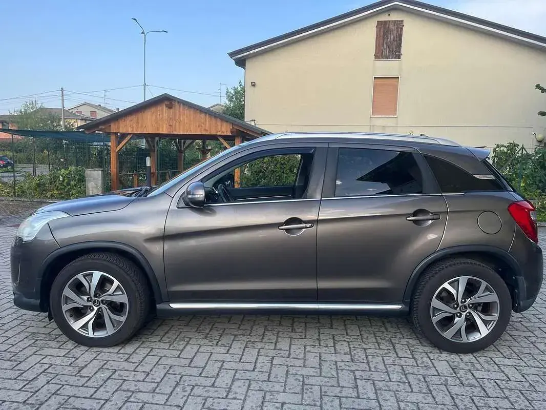 Usata Citroën C4 Aircross 150 CV (110 kW) 2012 Marrone SUV