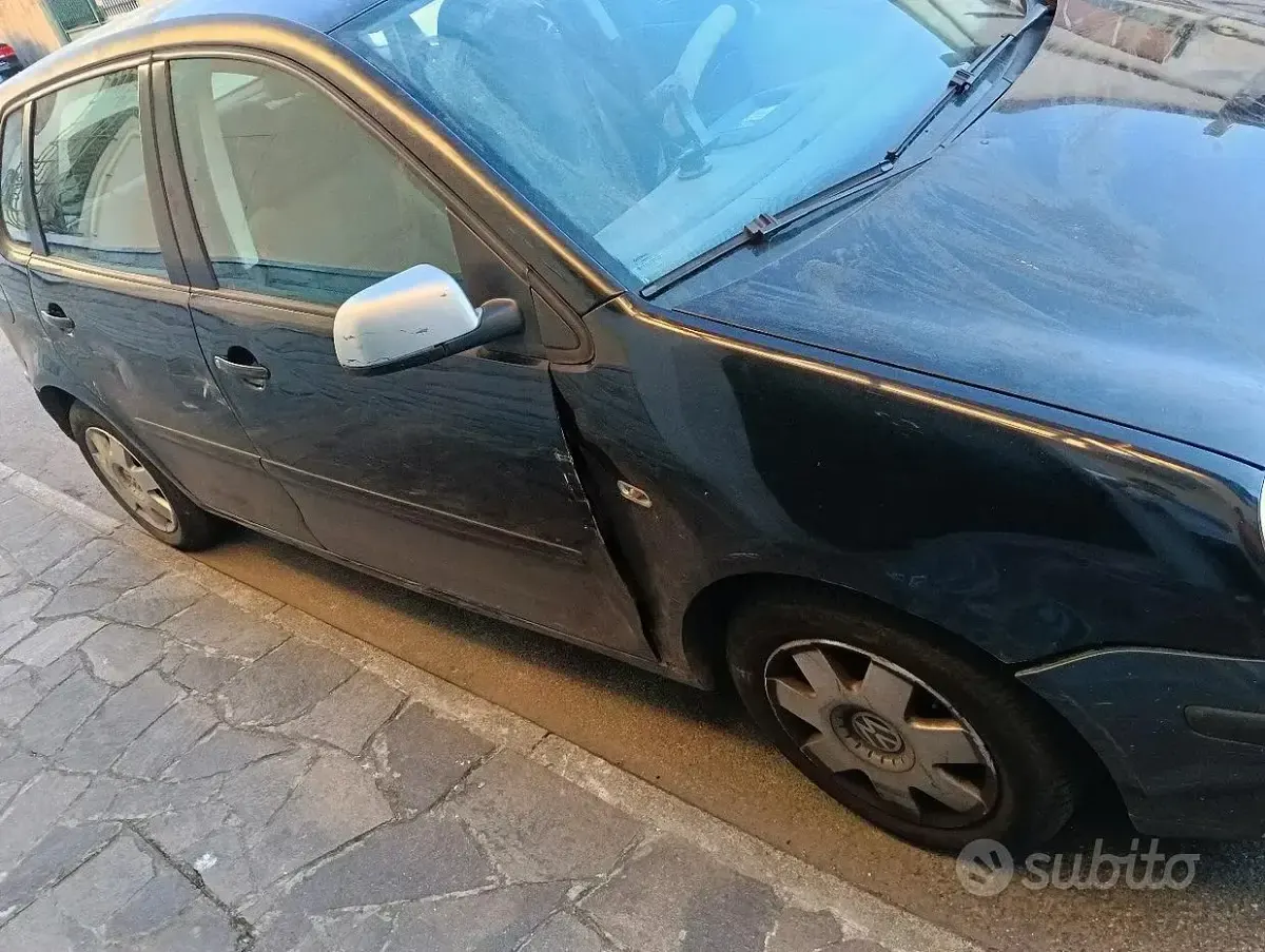 Usata VW Polo 50 CV (36 kW) 2004 Nero Utilitaria