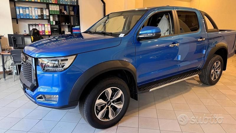 Nuova EVO Cross 4 136 CV (100 kW) 2025 Blu Pick-up