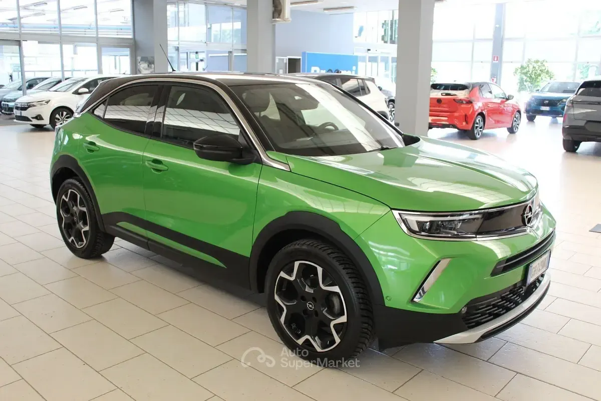 Usata Opel Mokka Ultimate 131 CV (96 kW) 2023 Verde SUV