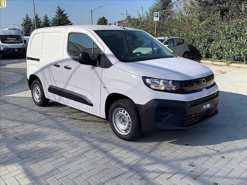 Usata Opel Combo 102 CV (75 kW) 2024 Bianco Monovolume