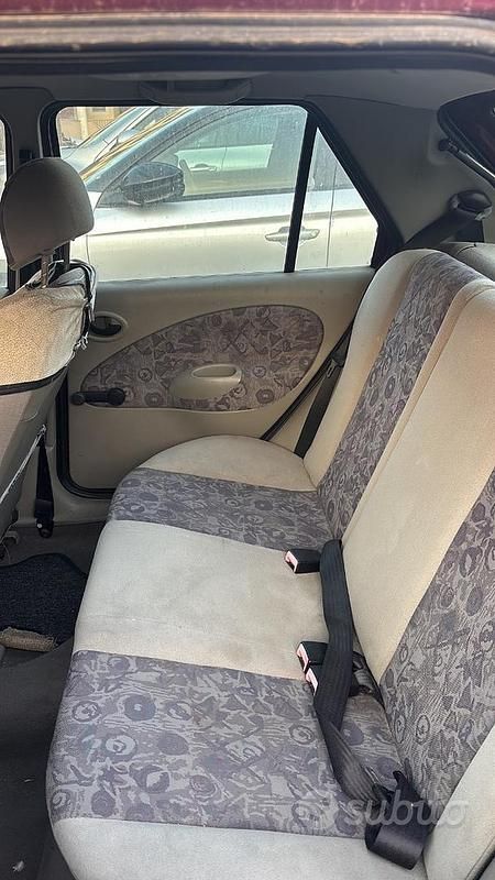 Usata Ford Fiesta 1998 Utilitaria