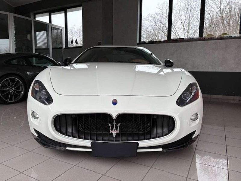 Usata Maserati Granturismo 450 CV (330 kW) 2009 Bianco Coupé