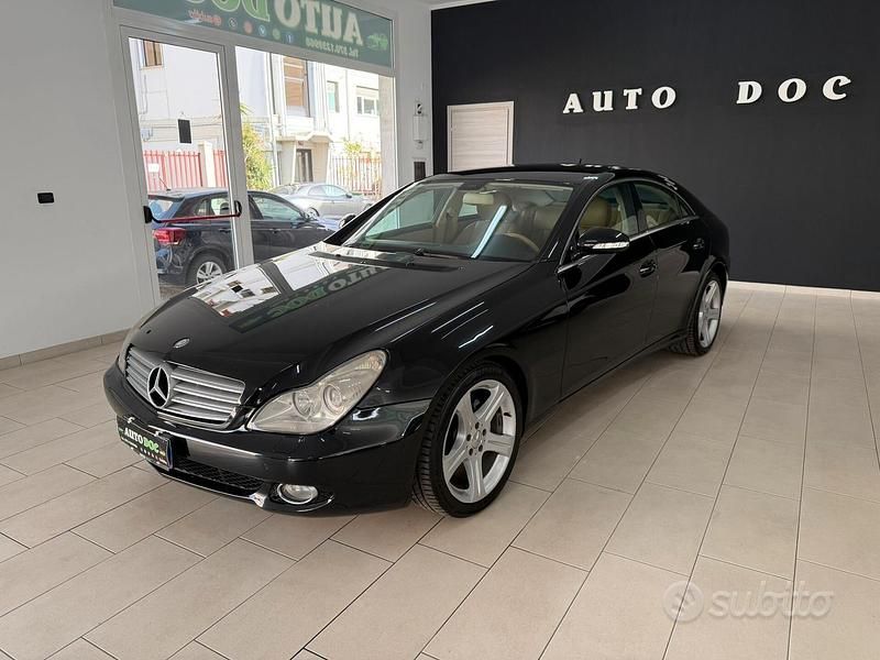 Usata Mercedes CLS320 Chrome 224 CV (164 kW) 2007 Nero Berlina