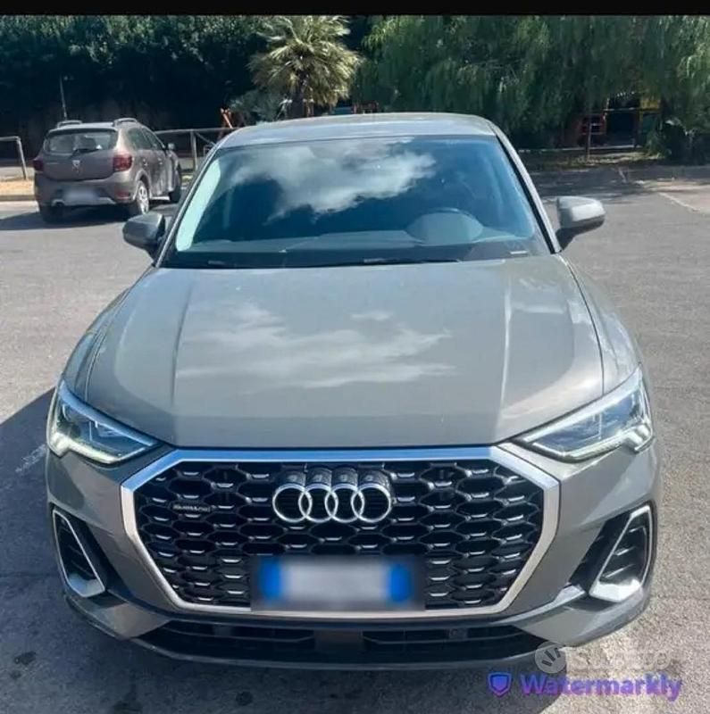 Usata Audi Q3 Sportback S-Line 150 CV (110 kW) 2022 Grigio SUV