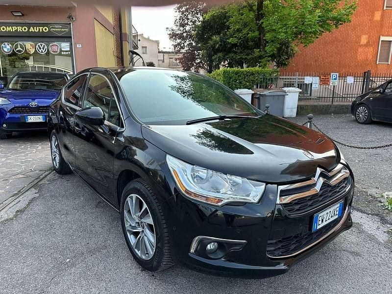 Usata Citroën DS4 So Chic 114 CV (83 kW) 2014 Nero Utilitaria