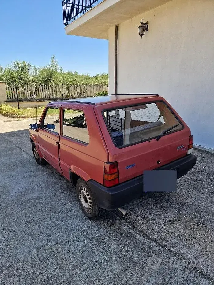 Usata Fiat Panda Young 54 CV (39 kW) 2002 Rosso Utilitaria