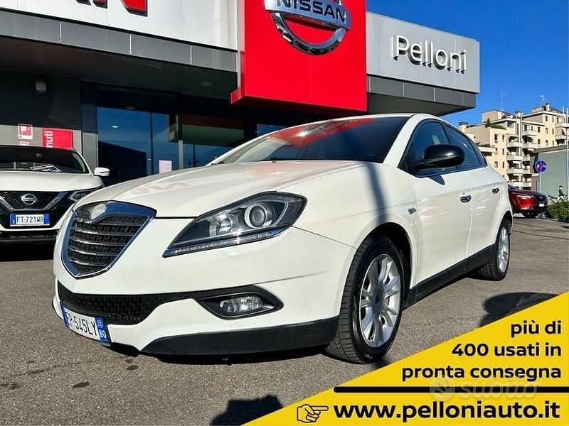 Bianco Usata 2012 Lancia Delta Due volumi | 6950 € (Molto cara) - Immagine 1/4