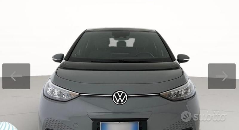 Grigio Usata 2021 VW ID.3 Pure Utilitaria | 22.000 € (Molto cara) - Immagine 1/4