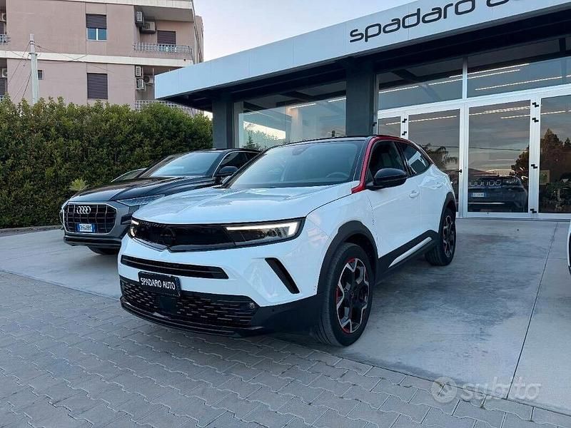 Usata Opel Mokka GS Line 101 CV (74 kW) 2023 Bianco SUV