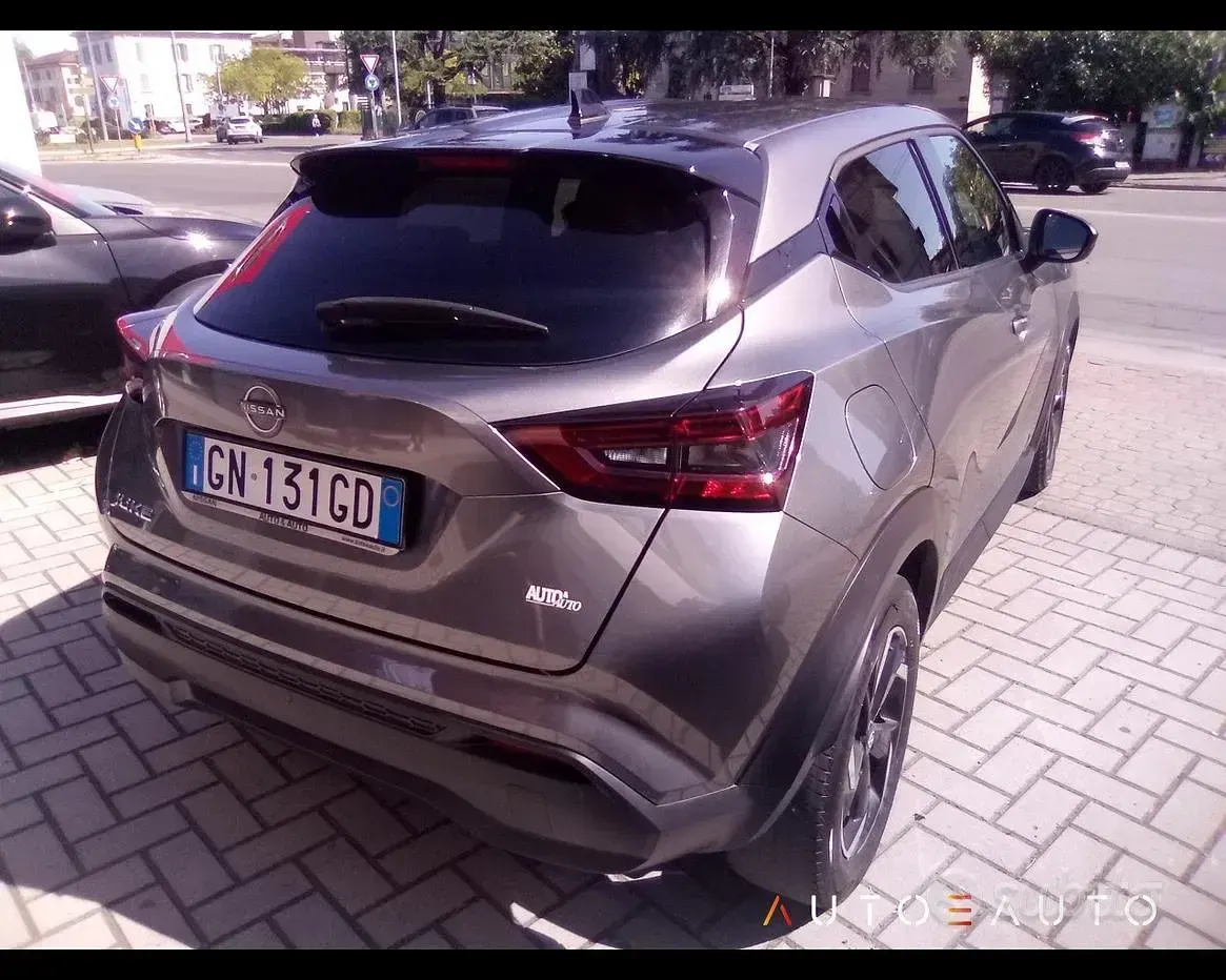 Usata Nissan Juke N-Connecta 114 CV (83 kW) 2023 Grigio SUV