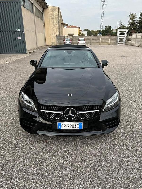 Nero Usata 2020 Mercedes C180 Cabrio | 35.000 € (Molto cara) - Immagine 1/4