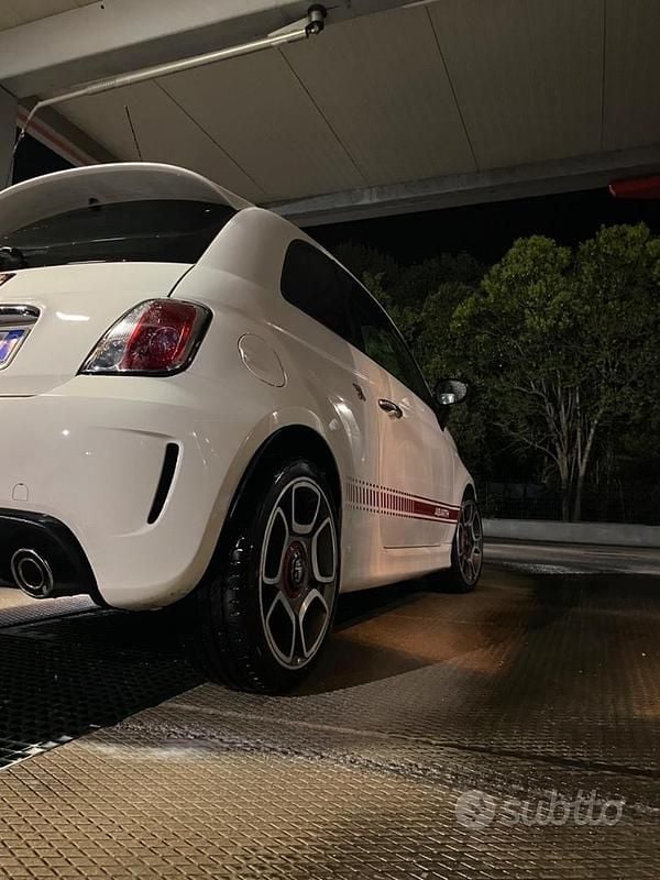 Usata Abarth 500 155 CV (114 kW) 2011 Bianco Utilitaria