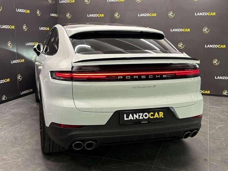 Usata Porsche Cayenne Turbo 475 CV (349 kW) 2024 Bianco SUV
