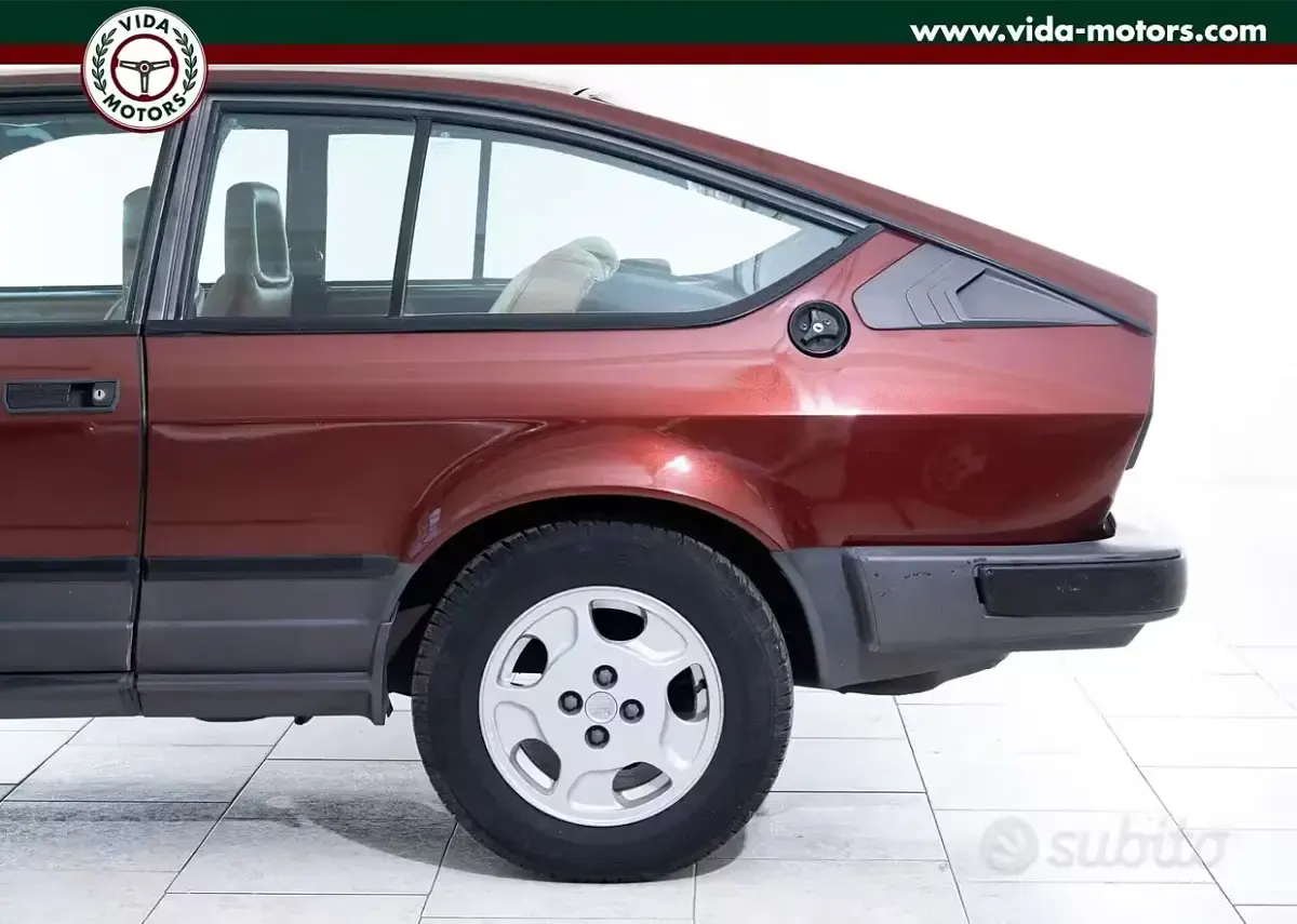 Usata Alfa Romeo Alfetta 131 CV (96 kW) 1986 Rosso Coupé
