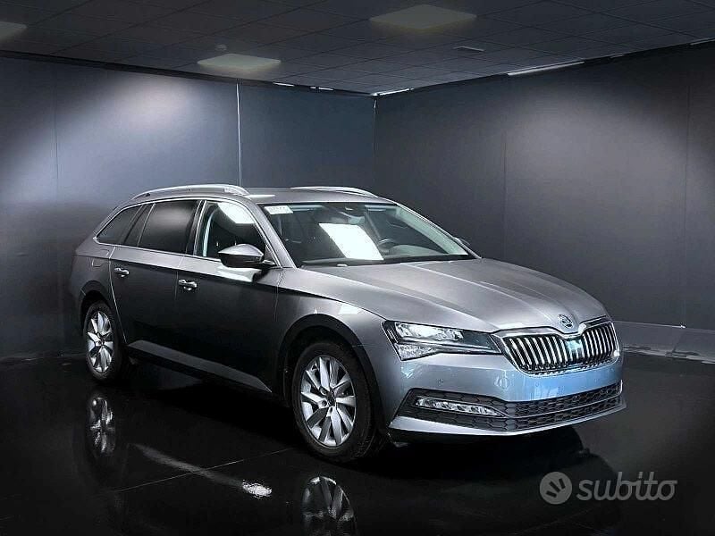 Usata Skoda Superb Executive 150 CV (110 kW) 2023 Other Station wagon
