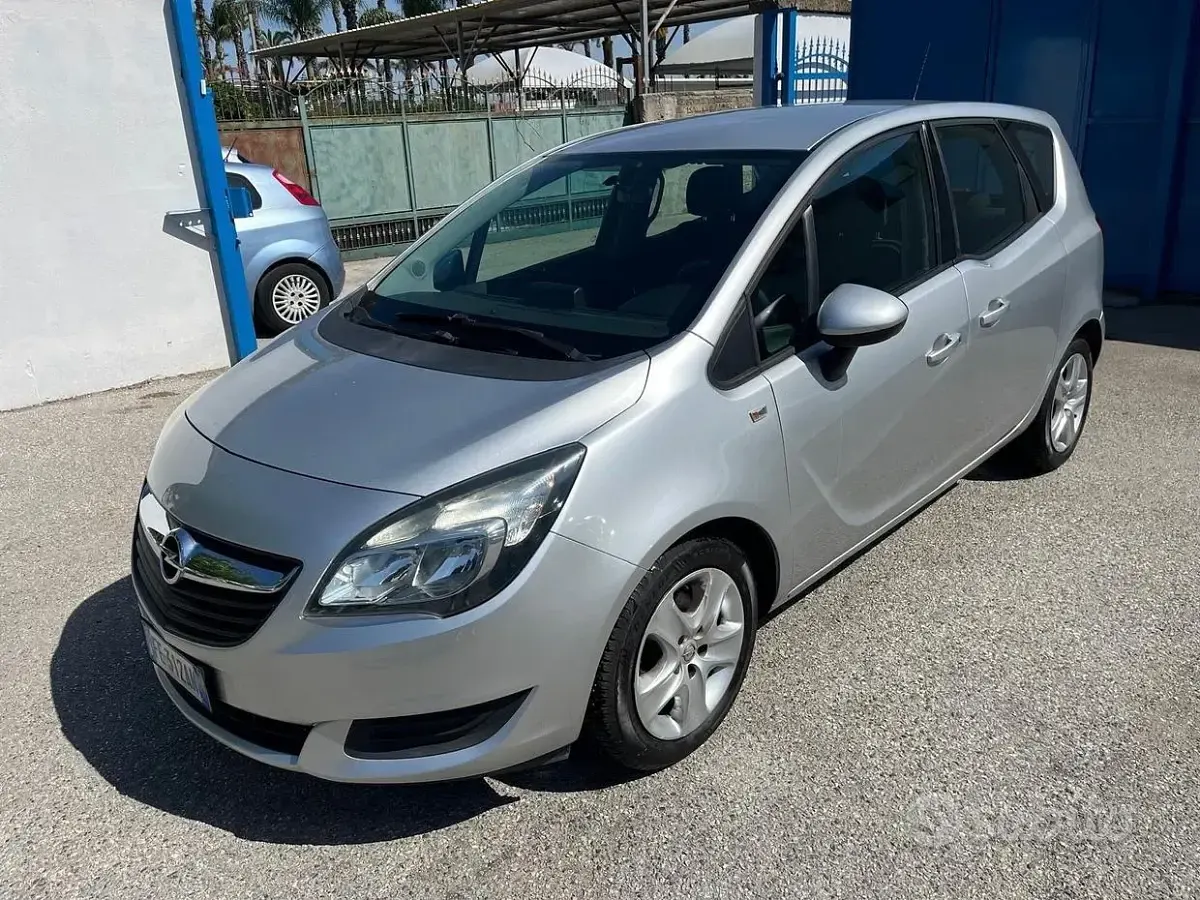 Usata Opel Meriva 120 CV (88 kW) 2016 Grigio Monovolume