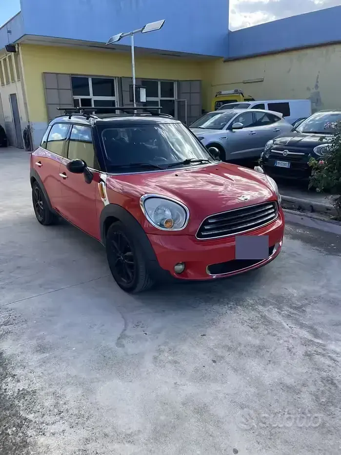 Usata Mini Countryman 111 CV (81 kW) 2012 Rosso SUV