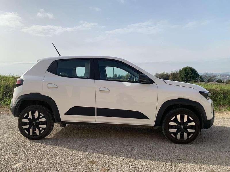 Usata Dacia Spring Expression 47 kW (65 CV) 2024 Bianco Utilitaria