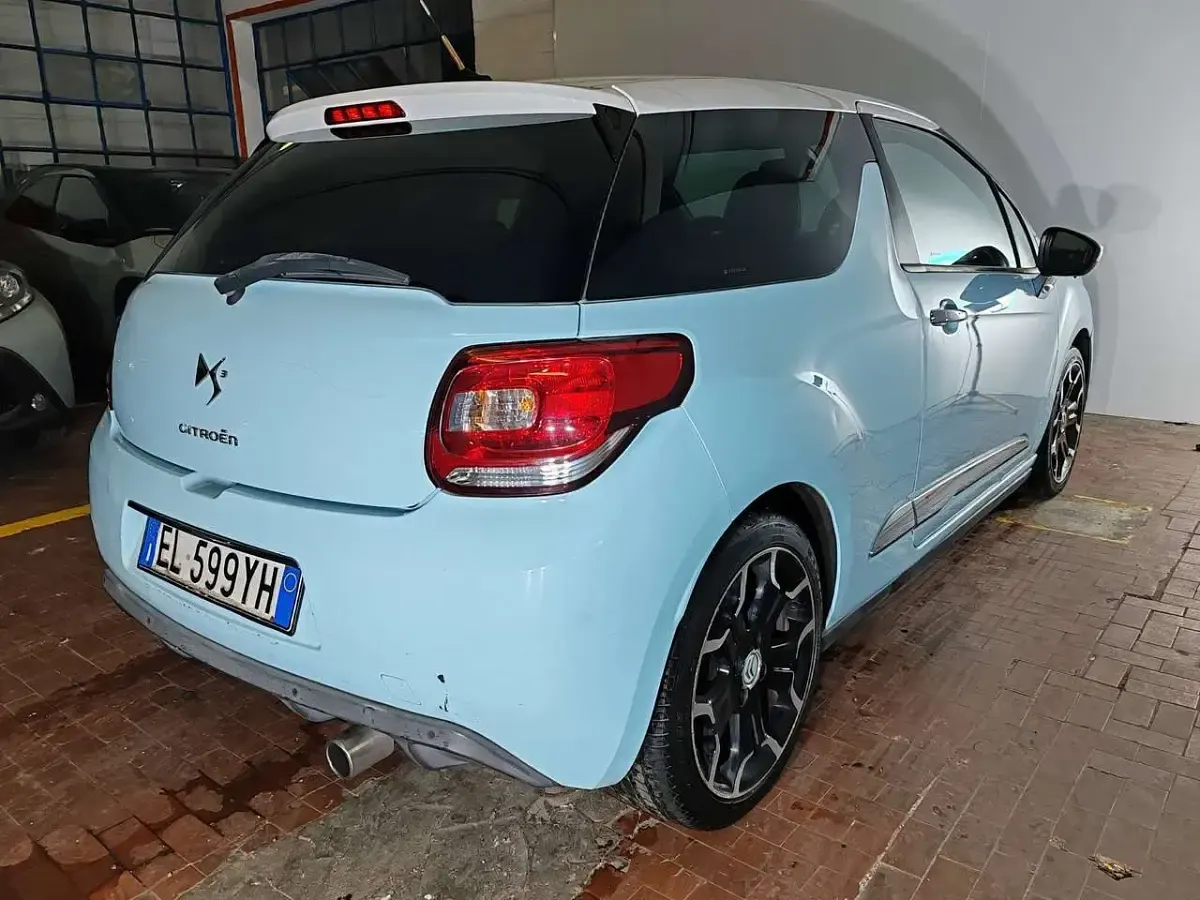 Usata Citroën DS3 Chic 95 CV (69 kW) 2012 Blu/azzurro Berlina