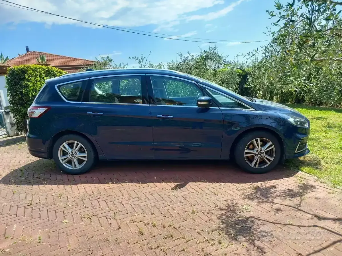 Usata Ford S-MAX S 150 CV (110 kW) 2021 Monovolume