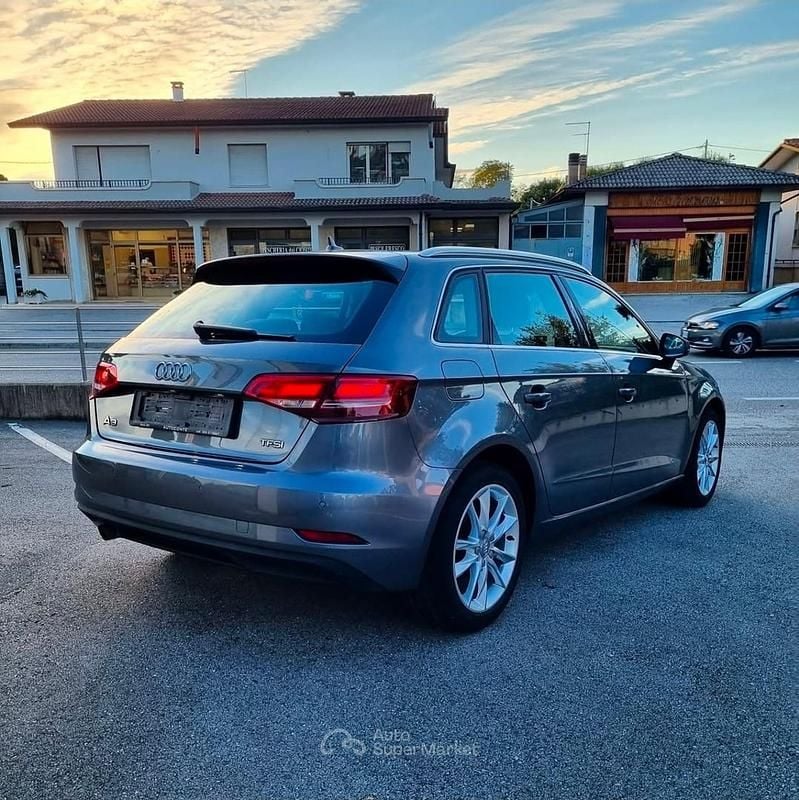 Usata Audi A3 Design 116 CV (85 kW) 2016 Grigio Berlina