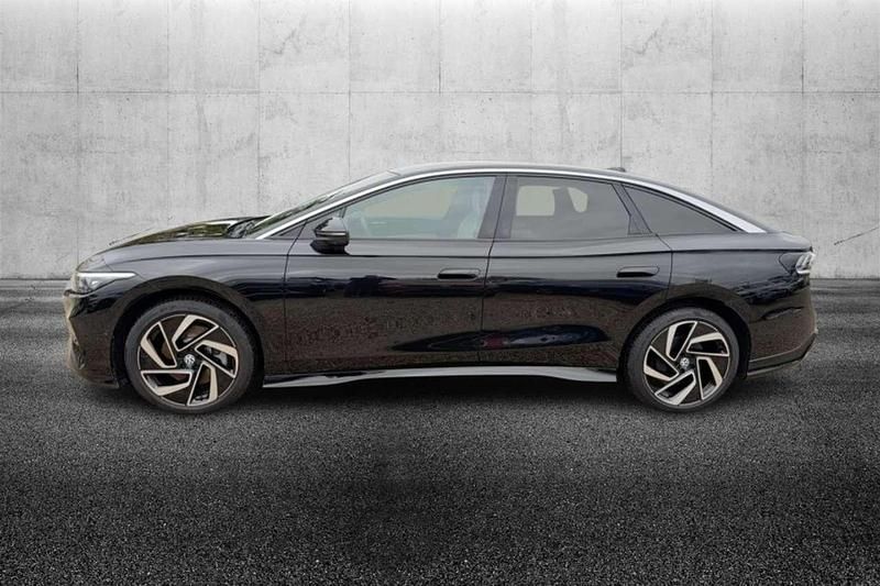 Usata VW ID.7 Pro 88 kW (121 CV) 2024 Nero Berlina