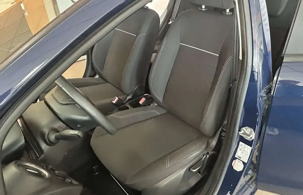 Usata Ford Fiesta Business Edition 60 CV (44 kW) 2014 Blu/azzurro Utilitaria