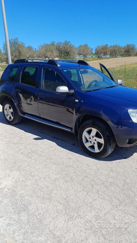 Blu Usata 2010 Dacia Duster SUV | 6000 € (Buon prezzo) - Immagine 1/3