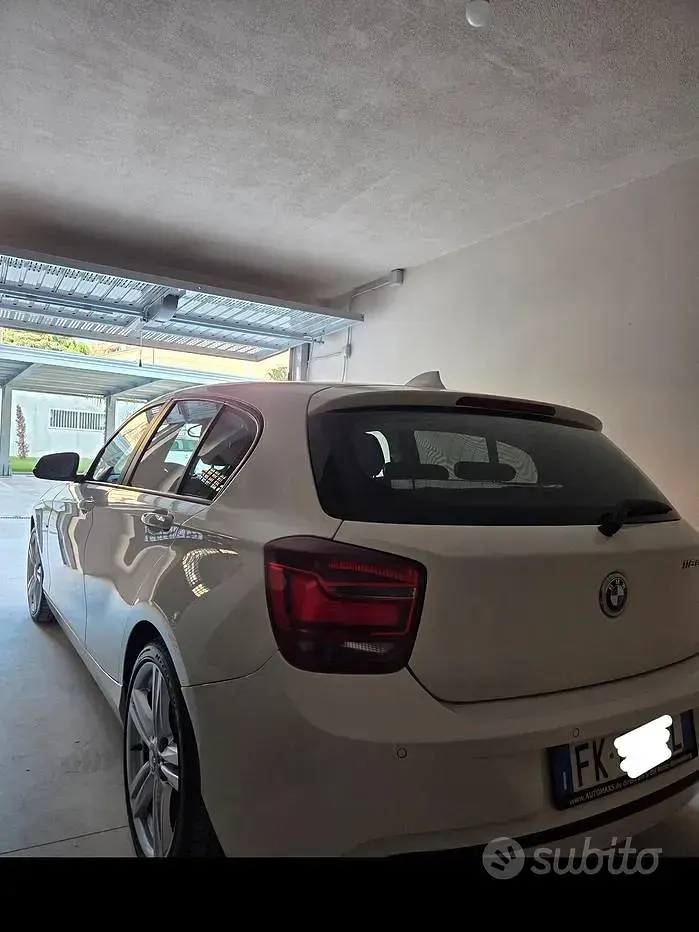 Usata BMW 116 Sport Line 116 CV (85 kW) 2017 Bianco Utilitaria