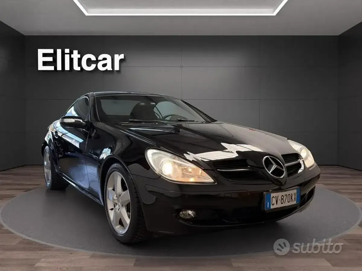 Usata Mercedes SLK200 163 CV (119 kW) 2005 Nero Cabrio