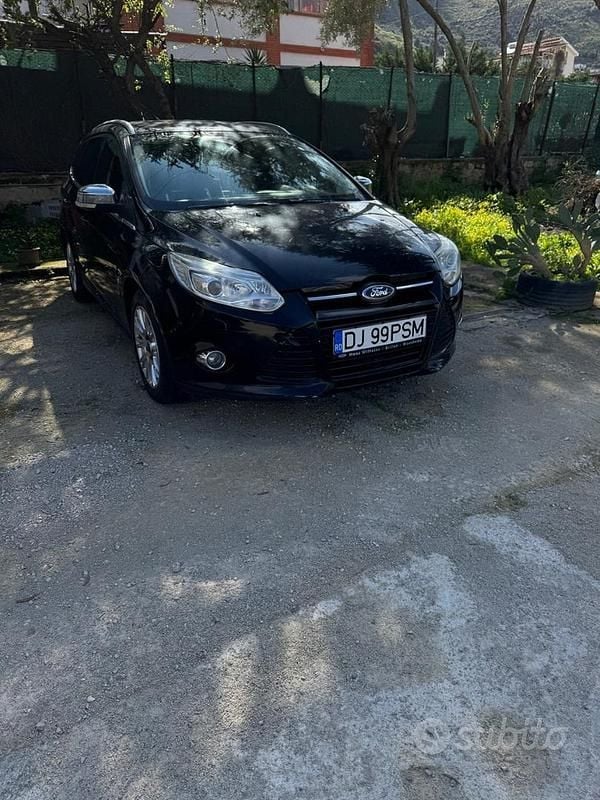 Usata Ford Focus 163 CV (119 kW) 2013 Nero Station wagon