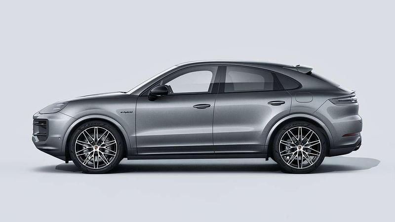 Nuova Porsche Cayenne Platinum Edition 470 CV (345 kW) 2026 Grigio quarzite SUV