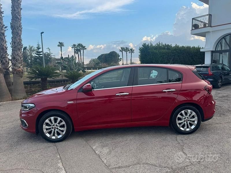 Usata Fiat Tipo 120 CV (88 kW) 2020 Rosso Berlina