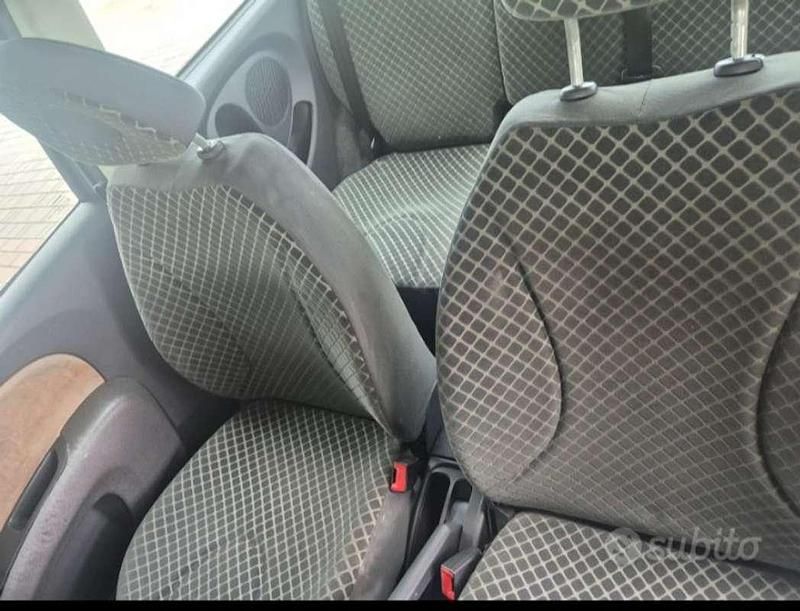 Usata Nissan Micra 60 CV (44 kW) 2006 Berlina