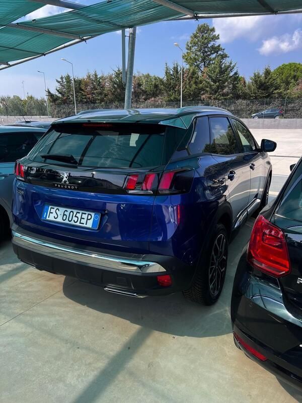 Usata Peugeot 3008 Allure 120 CV (88 kW) 2018 Blu Station wagon