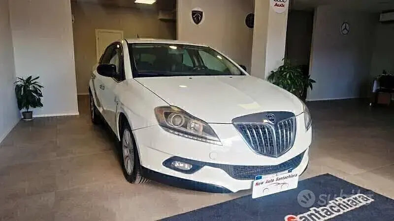 Usata Lancia Delta S 120 CV (88 kW) 2013 Bianco Utilitaria