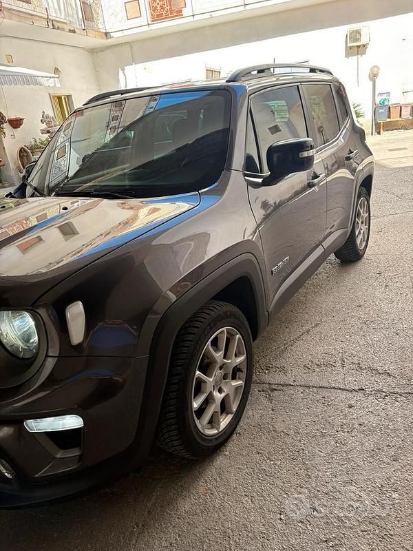 Usata Jeep Renegade 120 CV (88 kW) 2018 Grigio SUV
