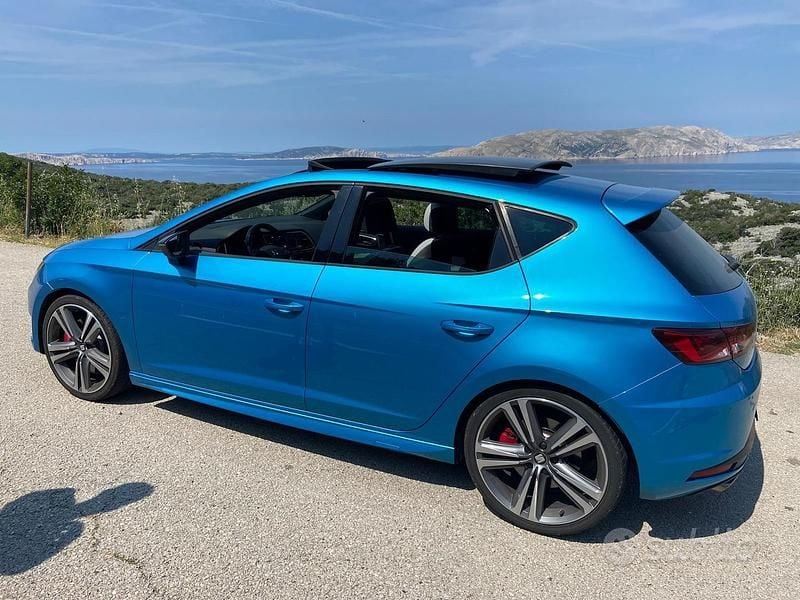 Usata Seat Leon CUPRA 300 CV (220 kW) 2016 Blu Berlina
