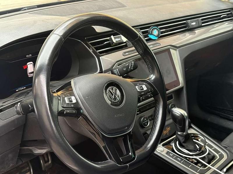 Usata VW Passat Alltrack 190 CV (139 kW) 2018 Grigio Station wagon