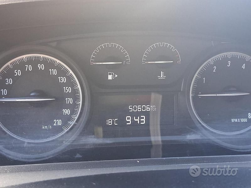 Usata Lancia Ypsilon 60 CV (44 kW) 2016 Bianco Utilitaria