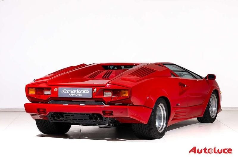 Usata Lamborghini Countach 455 CV (334 kW) 1989 Rosso siviglia Coupé