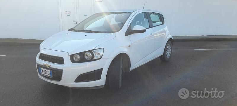 Usata Chevrolet Aveo 86 CV (63 kW) 2012 Bianco Berlina