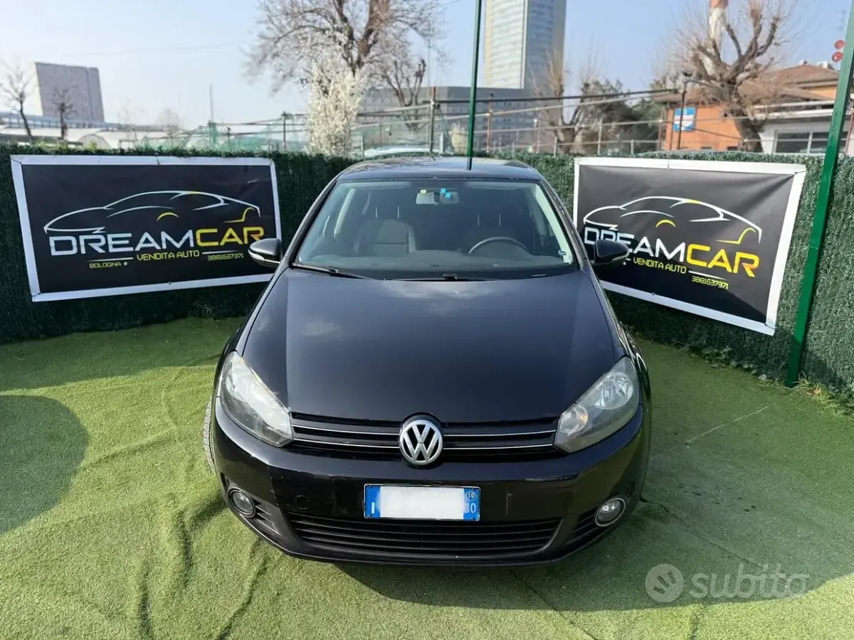 Usata VW Golf VI 102 CV (75 kW) 2010 Nero Utilitaria