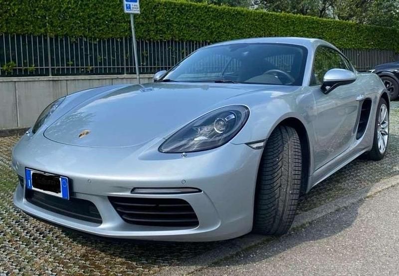 Usata Porsche 718 Cayman Sport 299 CV (219 kW) 2018 Argento Coupé