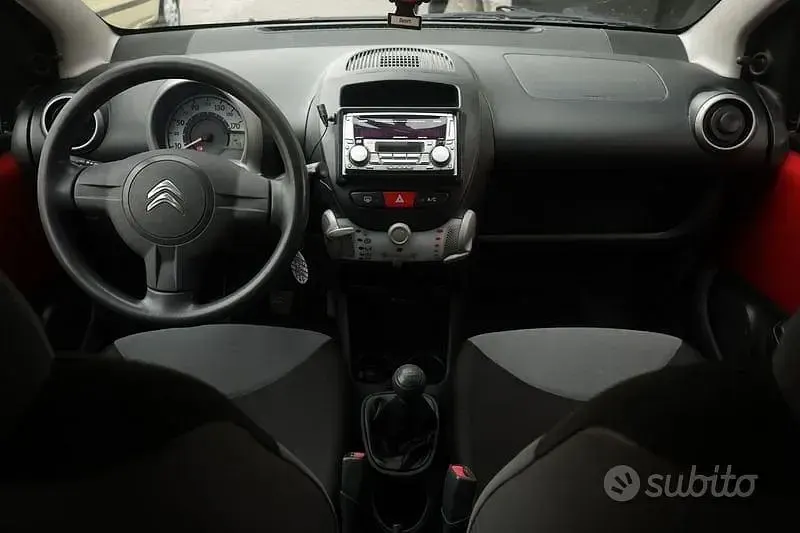 Usata Citroën C1 Attraction 68 CV (50 kW) 2012 Rosso Utilitaria