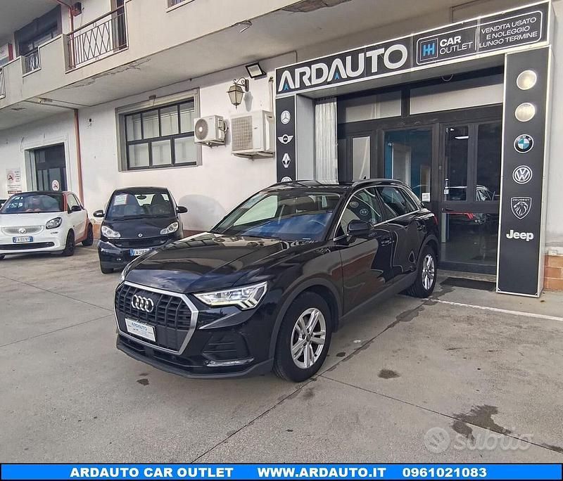 Nero Usata 2019 Audi Q3 SUV | 19.900 € (Ottimo prezzo) - Immagine 1/4