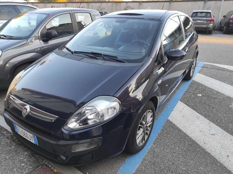 Usata Fiat Punto Evo 75 CV (55 kW) 2011 Blu/azzurro Utilitaria